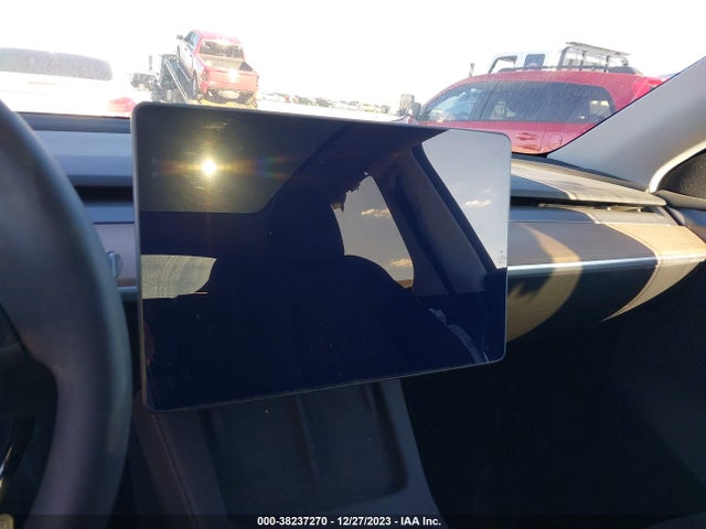 7SAYGDEE9PA155636 Tesla Model Y