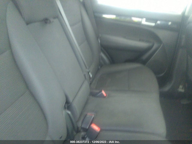 2014 KIA SORENTO LX VIN: 5XYKT3A66EG504283
