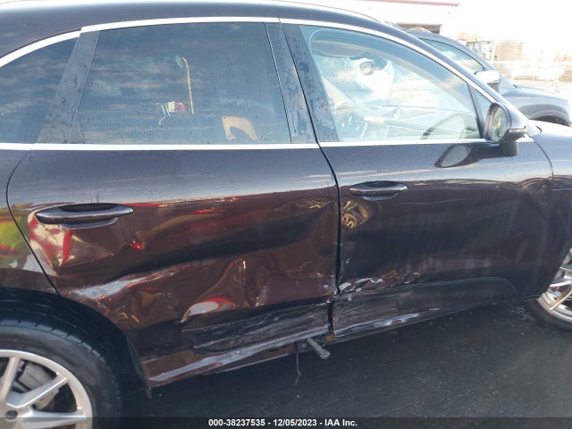 2015 PORSCHE MACAN WP1AB2A51FLB50791 Photo 5