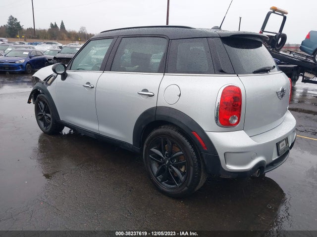 2012 MINI COOPER S COUNTRYMAN WMWZC3C54CWL87237 Photo 2
