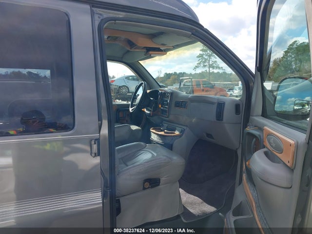 1998 GMC SAVANA RV VIN: 1GDFG15R5W1027261