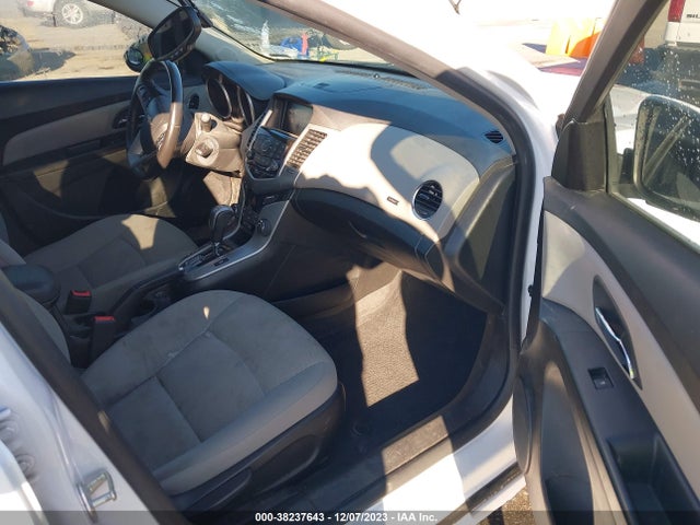 2013 CHEVROLET CRUZE 1LT AUTO VIN: 1G1PC5SB6D7254268