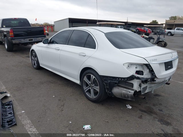 WDDZF4JB1JA393019 Mercedes-Benz E 300