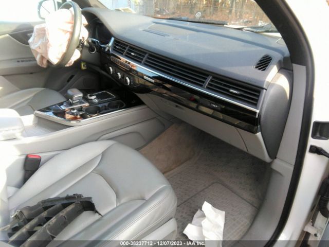 WA1LAAF70KD010425 Audi Q7 55 Premium/55 Se Premium