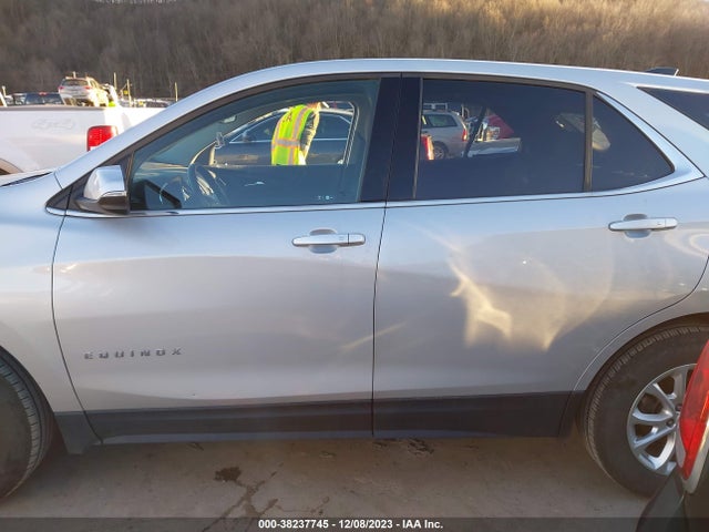 Chevrolet EQUINOX LT 2018 2GNAXSEV2J6302180 Image 14