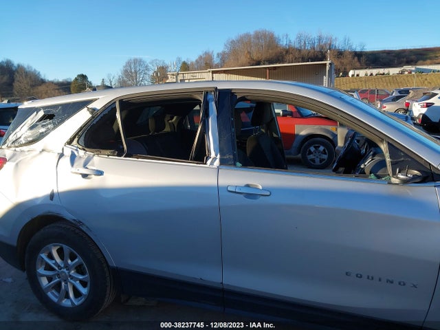 Chevrolet EQUINOX LT 2018 2GNAXSEV2J6302180 Image 6