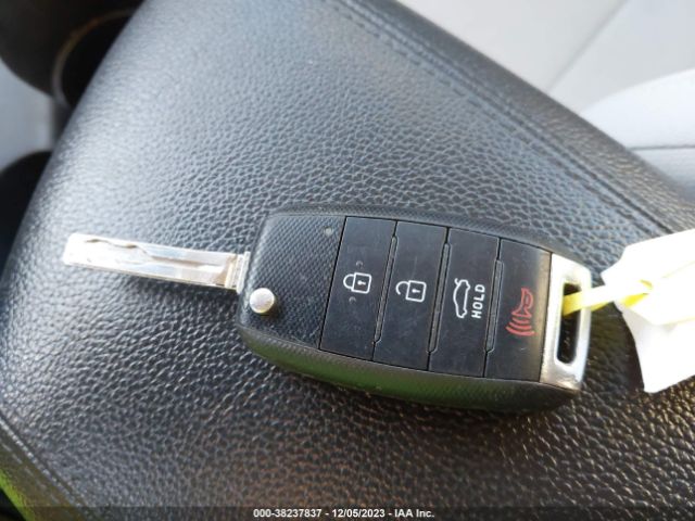 5XXGM4A72EG279222 KIA Optima Lx