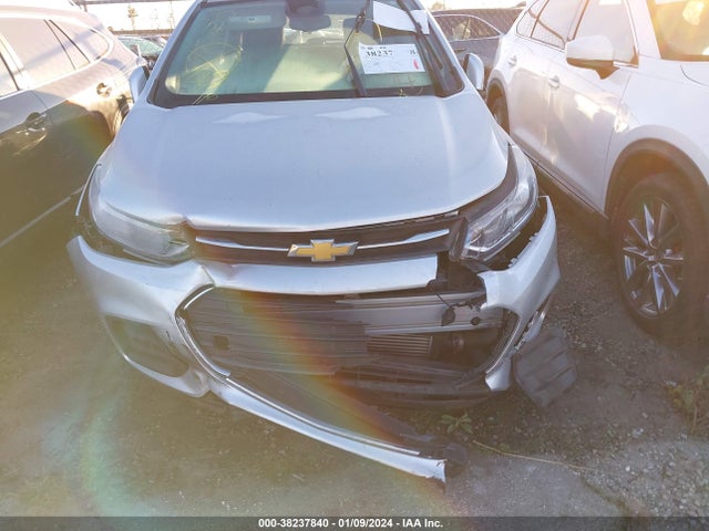Chevrolet TRAX LS 2019 3GNCJKSB0KL341450 Image 12