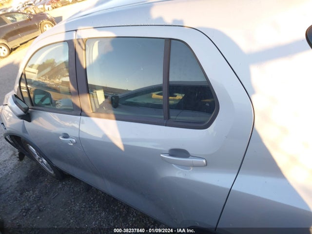 Chevrolet TRAX LS 2019 3GNCJKSB0KL341450 Image 14
