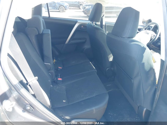 2018 TOYOTA RAV4 LE VIN: JTMZFREV7JJ181575