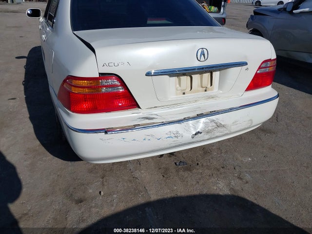 2000 ACURA RL 3.5 (A4) VIN: JH4KA9657YC016363