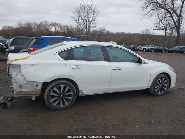 Nissan Altima 2.5 Sv 2018 1N4AL3AP8JC247183 Image 14