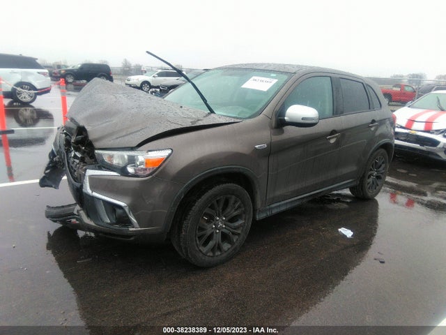 JA4AR3AU4JZ031515 Mitsubishi Outlander Sport 2.0 Es