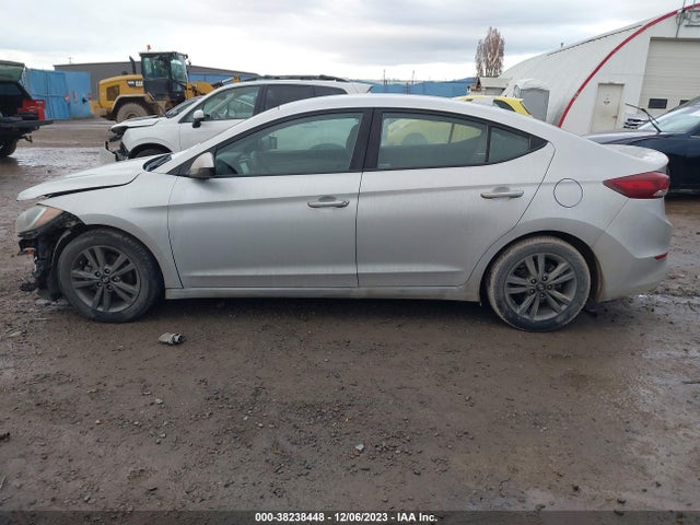 2018 HYUNDAI ELANTRA SEL VIN: 5NPD84LF2JH251429