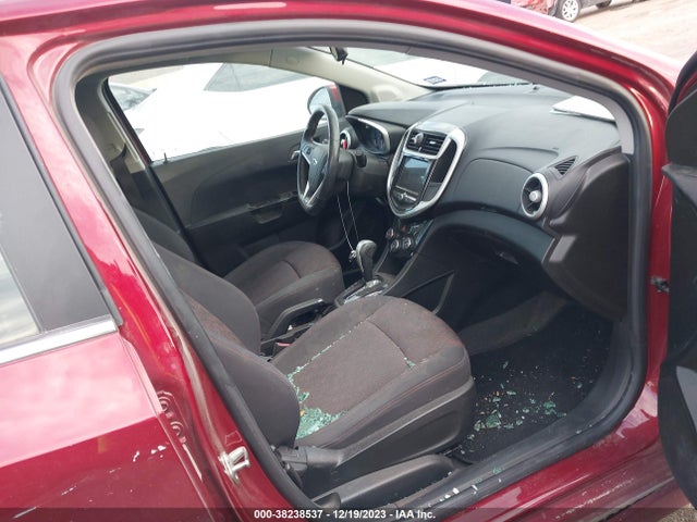 Chevrolet Sonic Lt Auto 2019 1G1JD5SB7K4148395 Image 5
