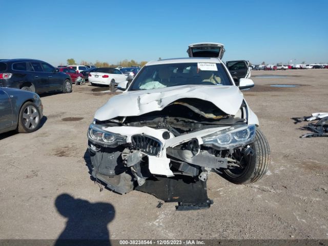 WBA8B9G31HNU51919 BMW 330I