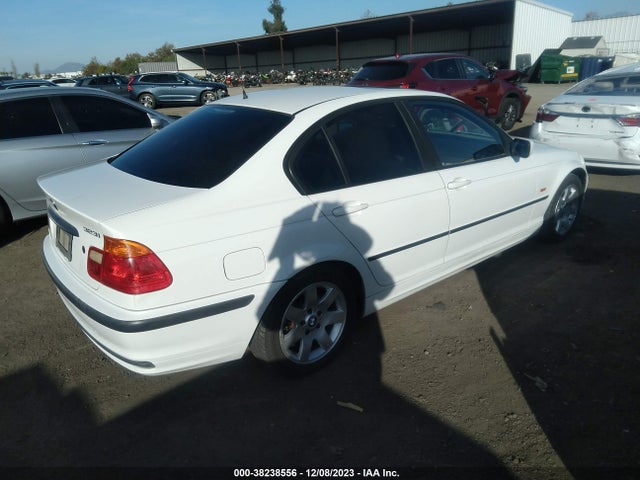 2000 BMW 323I VIN: WBAAM3339YCA86130