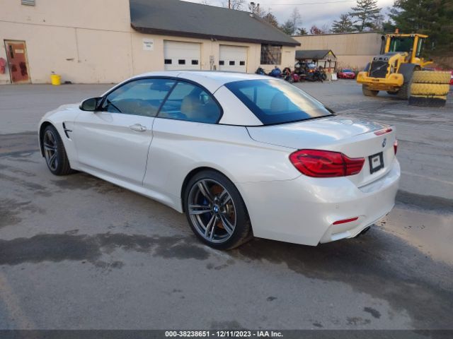 2018 BMW M4 WBS4Z9C58JED22825 Photo 2