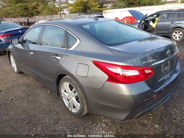 2017 NISSAN ALTIMA 3.5 SL VIN: 1N4BL3AP3HC194813