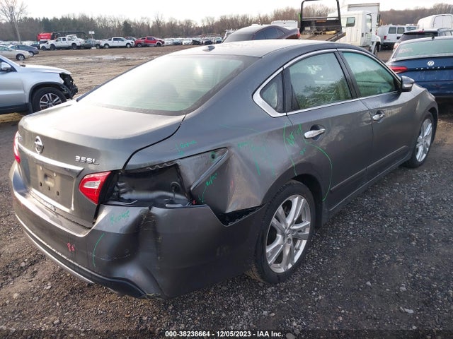 2017 NISSAN ALTIMA 3.5 SL VIN: 1N4BL3AP3HC194813