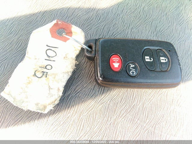 Toyota Prius 2014 JTDKN3DU3E1822091 Image 23