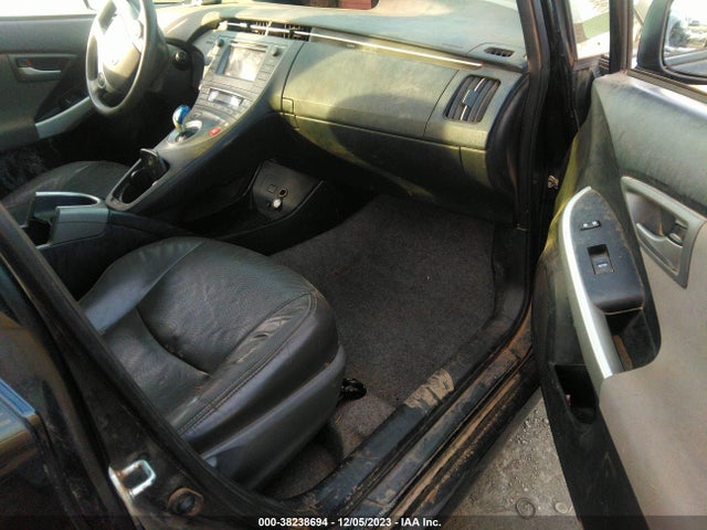 Toyota Prius 2014 JTDKN3DU3E1822091 Image 17