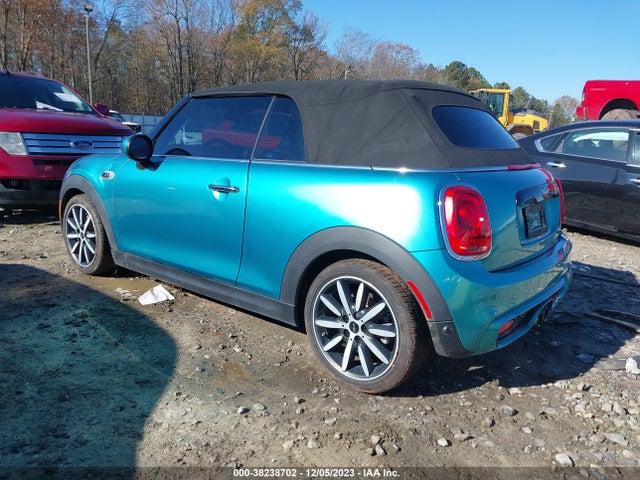2017 MINI CONVERTIBLE WMWWG9C3XH3C81640 Photo 2