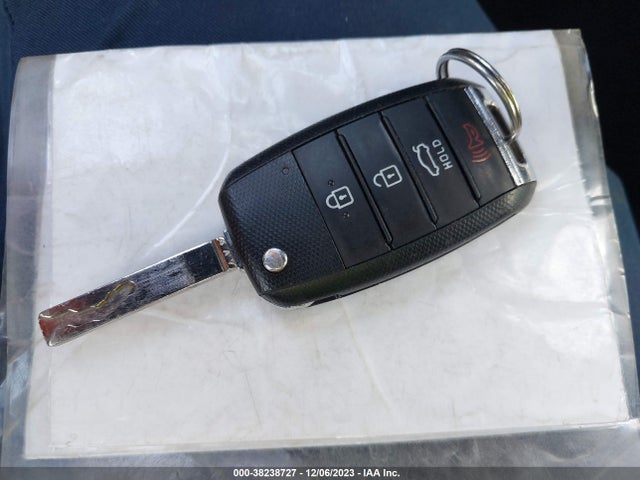 2018 KIA OPTIMA LX VIN: 5XXGT4L35JG228918