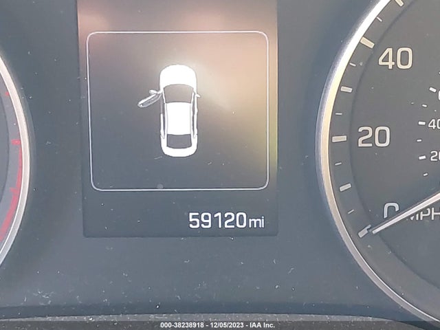 2018 HYUNDAI ELANTRA VALUE EDITION VIN: 5NPD84LF7JH304643