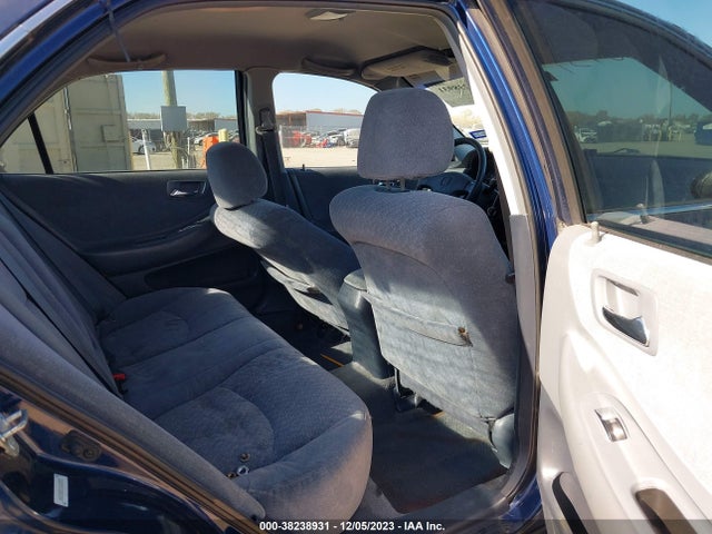 2001 HONDA ACCORD SDN LX VIN: 1HGCG66521A081871