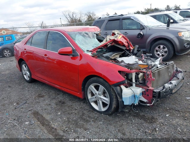 Toyota CAMRY SE 2014 4T1BF1FK4EU836668 головне зображення