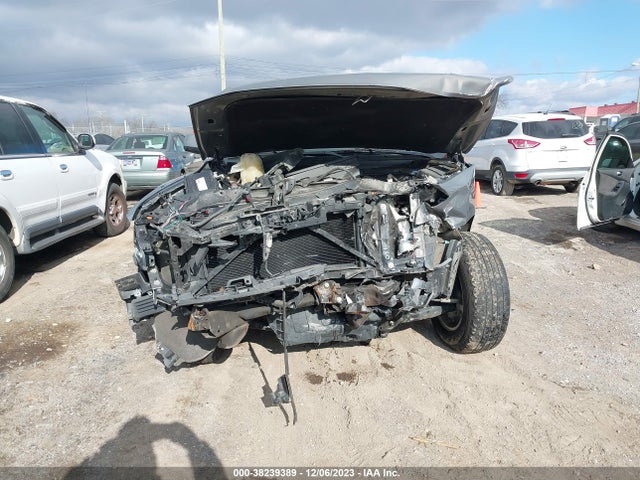 Chevrolet Suburban Lt 2017 1GNSKHKC3HR136145 Image 6