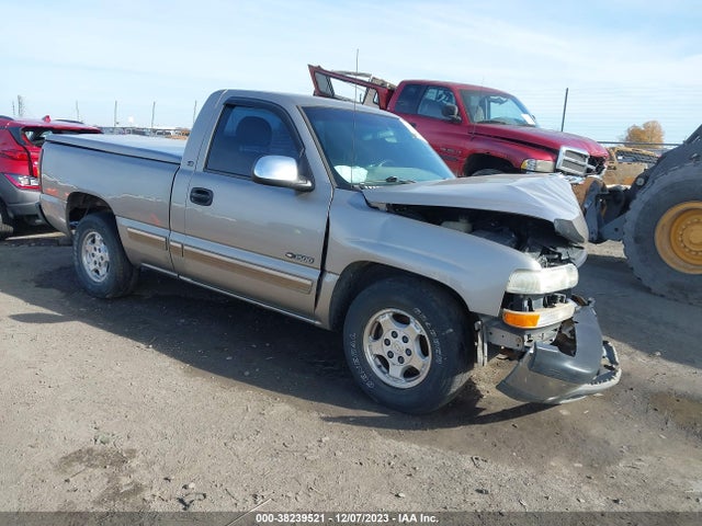 2001 CHEVROLET SILVERADO 1500 LS VIN: 1GCEC14V21Z153470