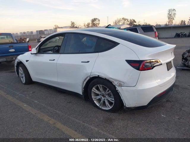 Tesla Model Y Long Range 2022 7SAYGDEE3NF369814 Image 3