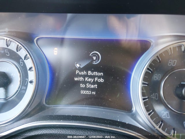 Chrysler 300 Limited 2018 2C3CCAEG3JH227541 Image 14