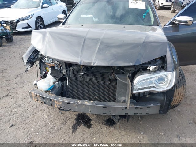 Chrysler 300 Limited 2018 2C3CCAEG3JH227541 Image 6