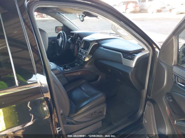 1GKS1GKC0HR400142 GMC Yukon Xl Slt