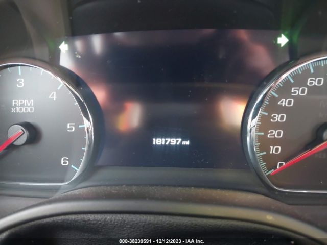 1GKS1GKC0HR400142 GMC Yukon Xl Slt