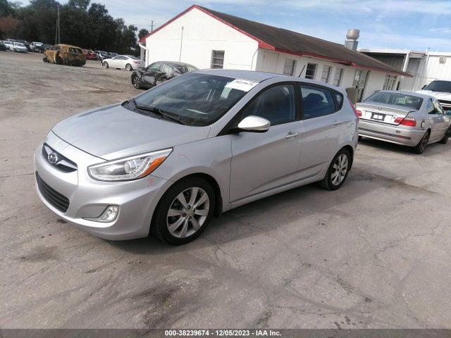 2014 HYUNDAI ACCENT SE VIN: KMHCU5AE7EU182171