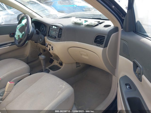 2006 HYUNDAI ACCENT GLS VIN: KMHCN46C66U034268
