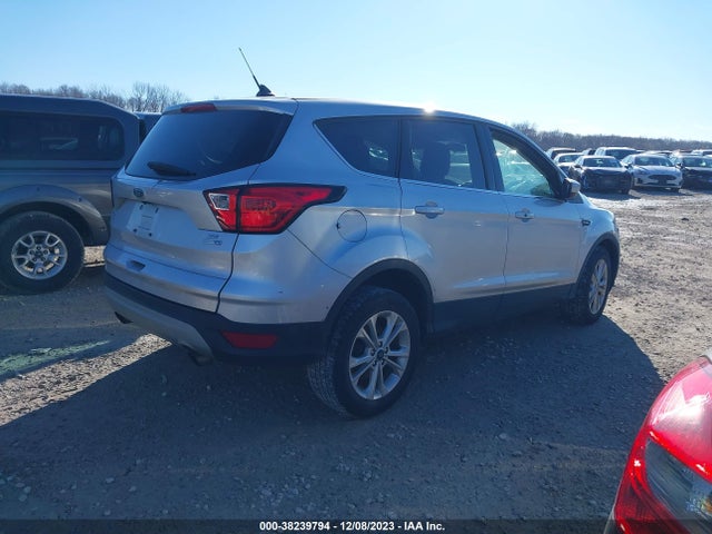 2019 FORD ESCAPE SE VIN: 1FMCU9GD4KUC49052