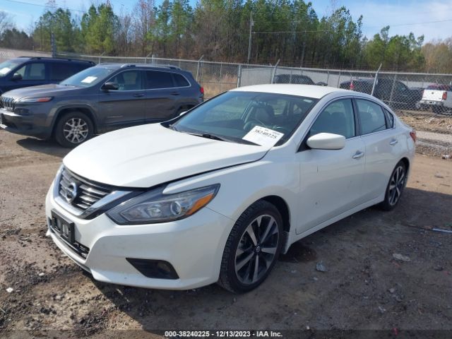 1N4AL3AP1JC276282 Nissan Altima 2.5 Sr