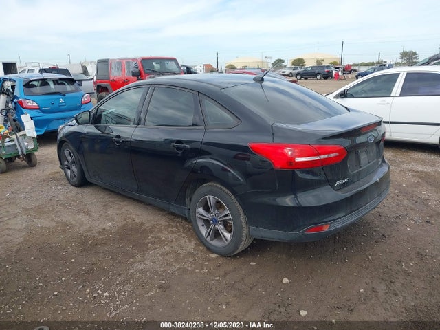 1FADP3FE9JL210720 Ford FOCUS SE