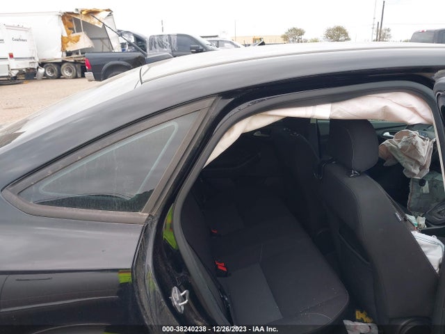 1FADP3FE9JL210720 Ford FOCUS SE