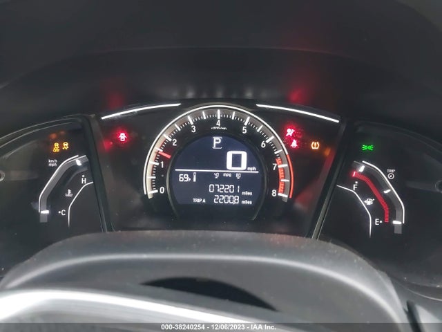 2017 HONDA CIVIC LX VIN: 2HGFC2F5XHH568491