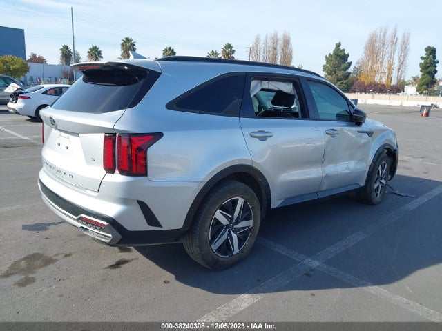 2021 KIA SORENTO S VIN: 5XYRL4LC7MG024050