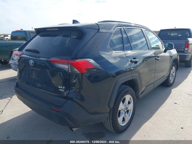 2021 TOYOTA RAV4 XLE VIN: 2T3P1RFV0MW222722