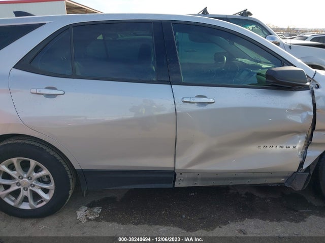 Chevrolet EQUINOX LS 2018 2GNAXHEV0J6186089 Image 13