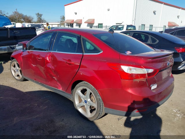 Ford Focus Titanium 2014 1FADP3J24EL362469 Image 3