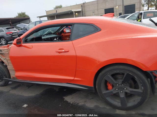 Chevrolet CAMARO 2SS 2018 1G1FH1R79J0183921 Image 15